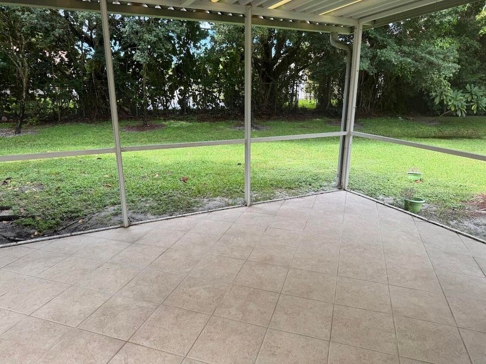 出租: $3,300 (3 贝兹, 2 浴室, 1653 平方英尺)