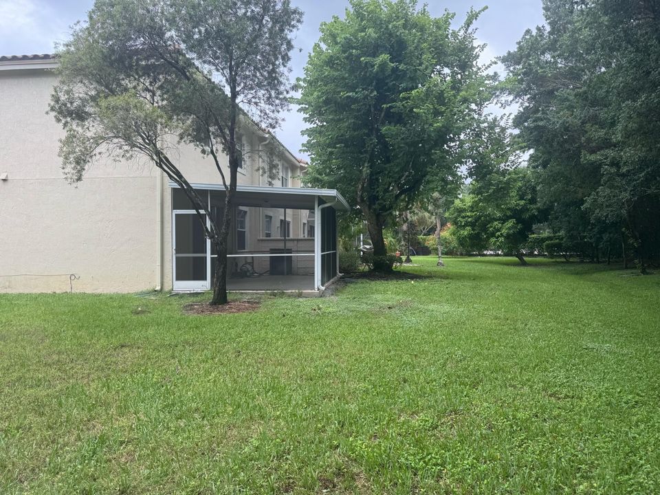 出租: $3,300 (3 贝兹, 2 浴室, 1653 平方英尺)