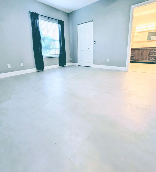 For Sale: $3,300,000 (6 beds, 4 baths, 4401 Square Feet)