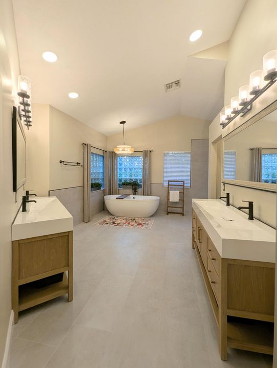 For Sale: $3,300,000 (6 beds, 4 baths, 4401 Square Feet)