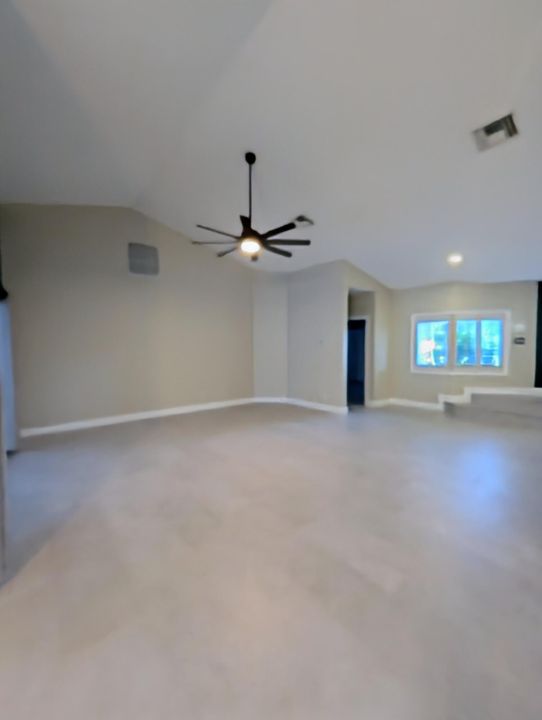 For Sale: $3,300,000 (6 beds, 4 baths, 4401 Square Feet)