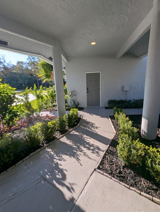 For Sale: $3,300,000 (6 beds, 4 baths, 4401 Square Feet)