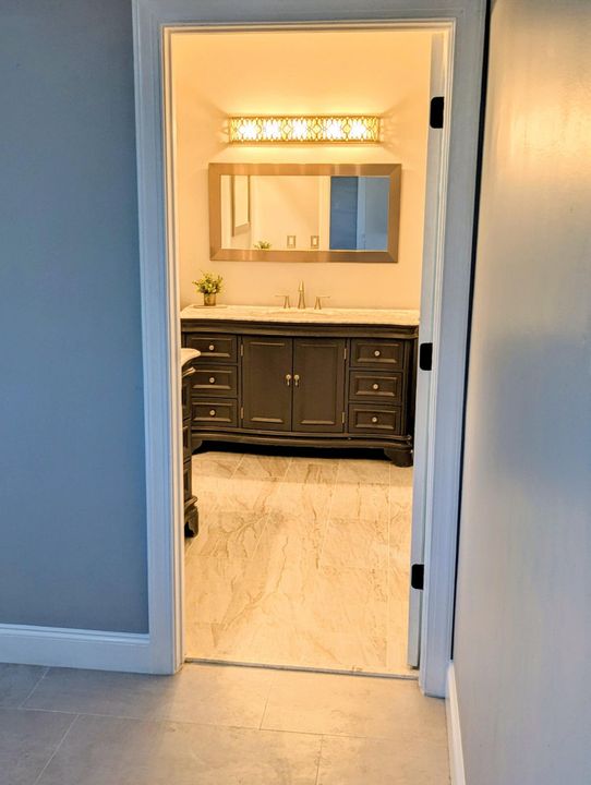 For Sale: $3,300,000 (6 beds, 4 baths, 4401 Square Feet)