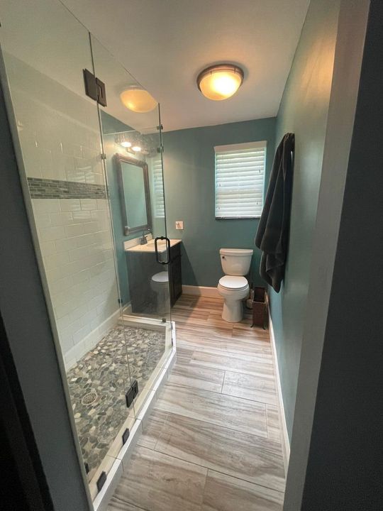 For Sale: $3,300,000 (6 beds, 4 baths, 4401 Square Feet)