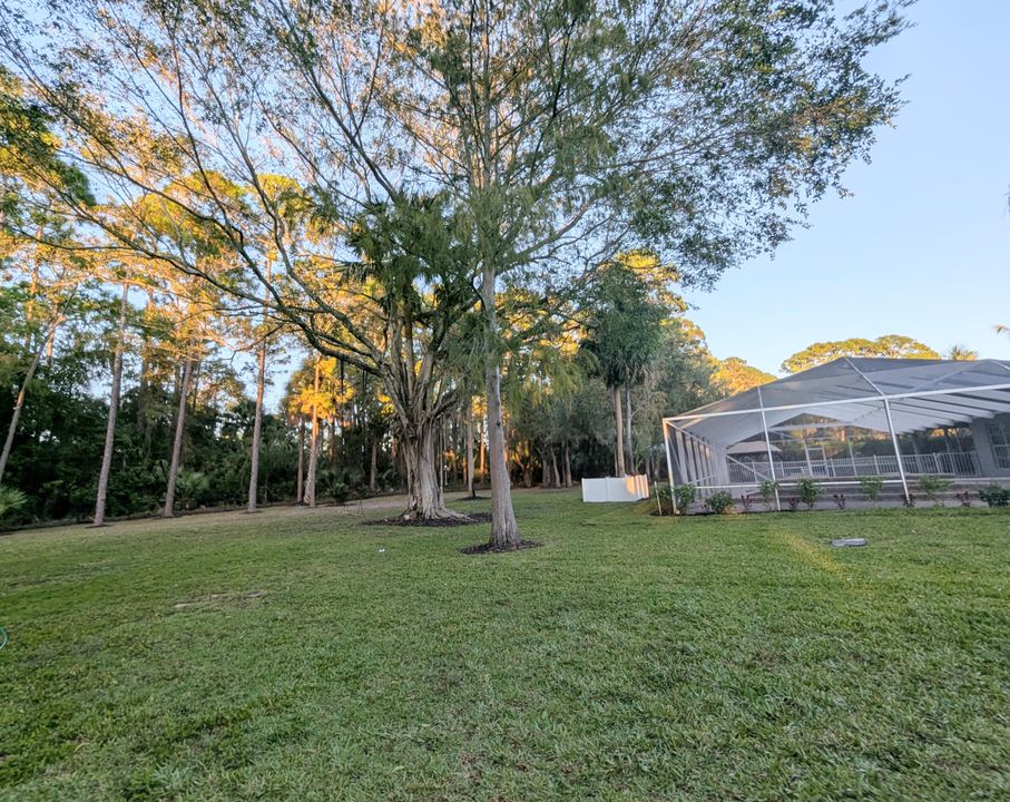 For Sale: $3,300,000 (6 beds, 4 baths, 4401 Square Feet)