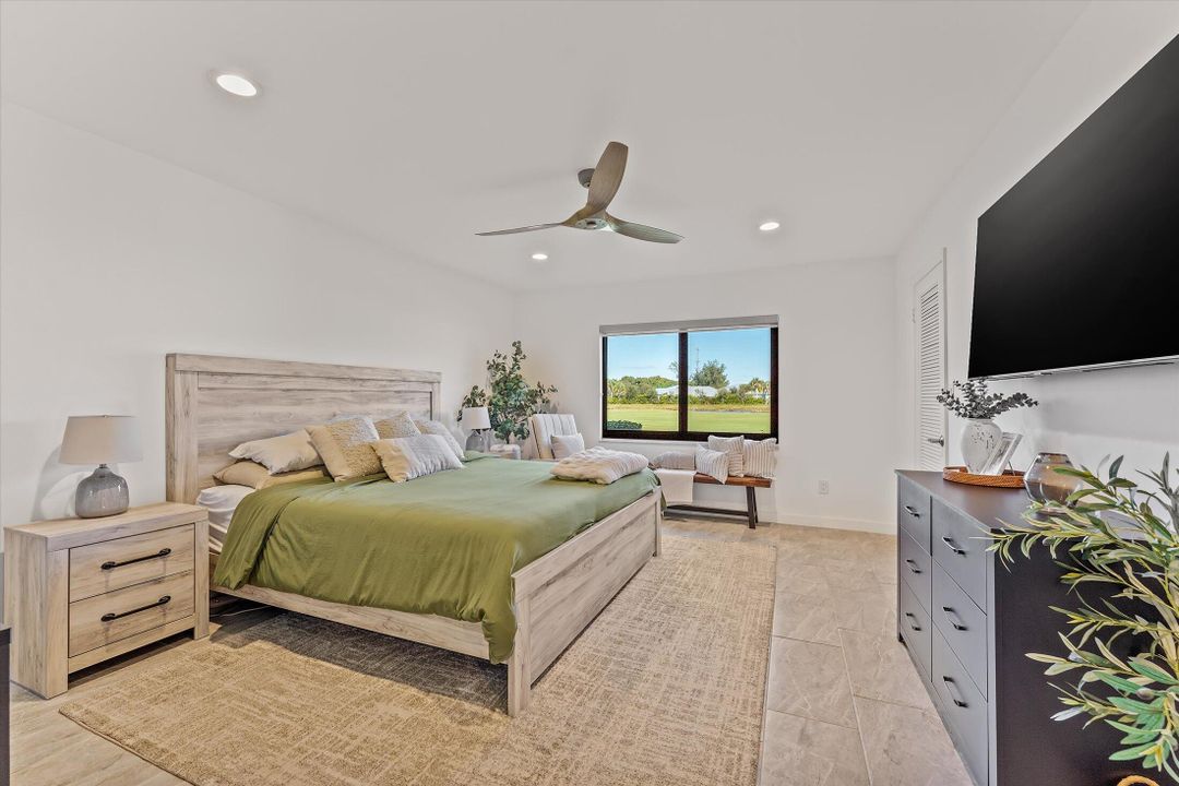 На продажу: $385,000 (3 спален, 2 ванн, 1411 Квадратных фут)