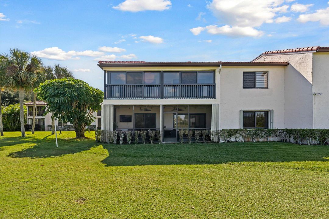 На продажу: $385,000 (3 спален, 2 ванн, 1411 Квадратных фут)