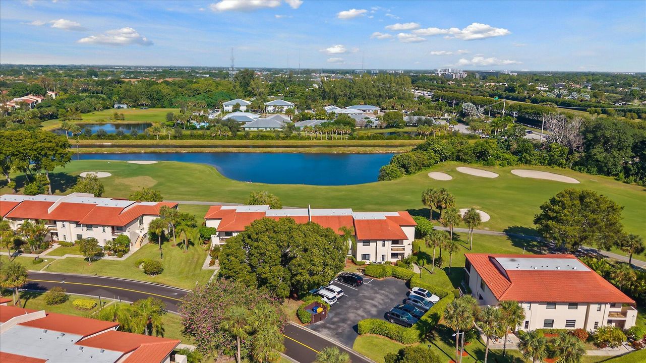 На продажу: $385,000 (3 спален, 2 ванн, 1411 Квадратных фут)