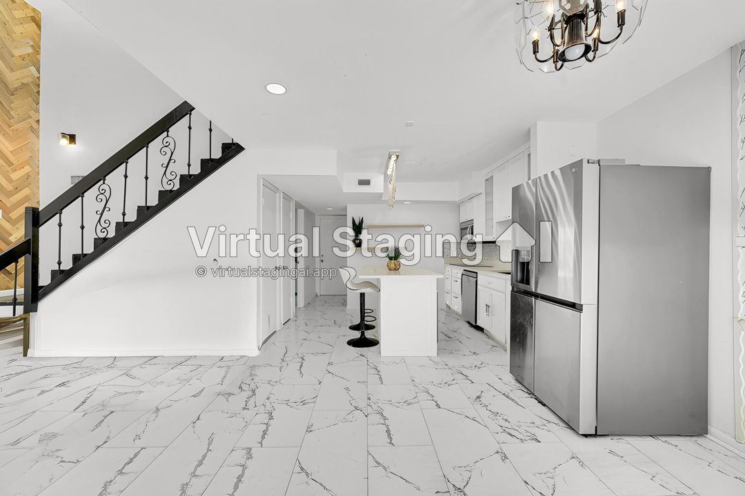 For Sale: $389,500 (3 beds, 2 baths, 1279 Square Feet)