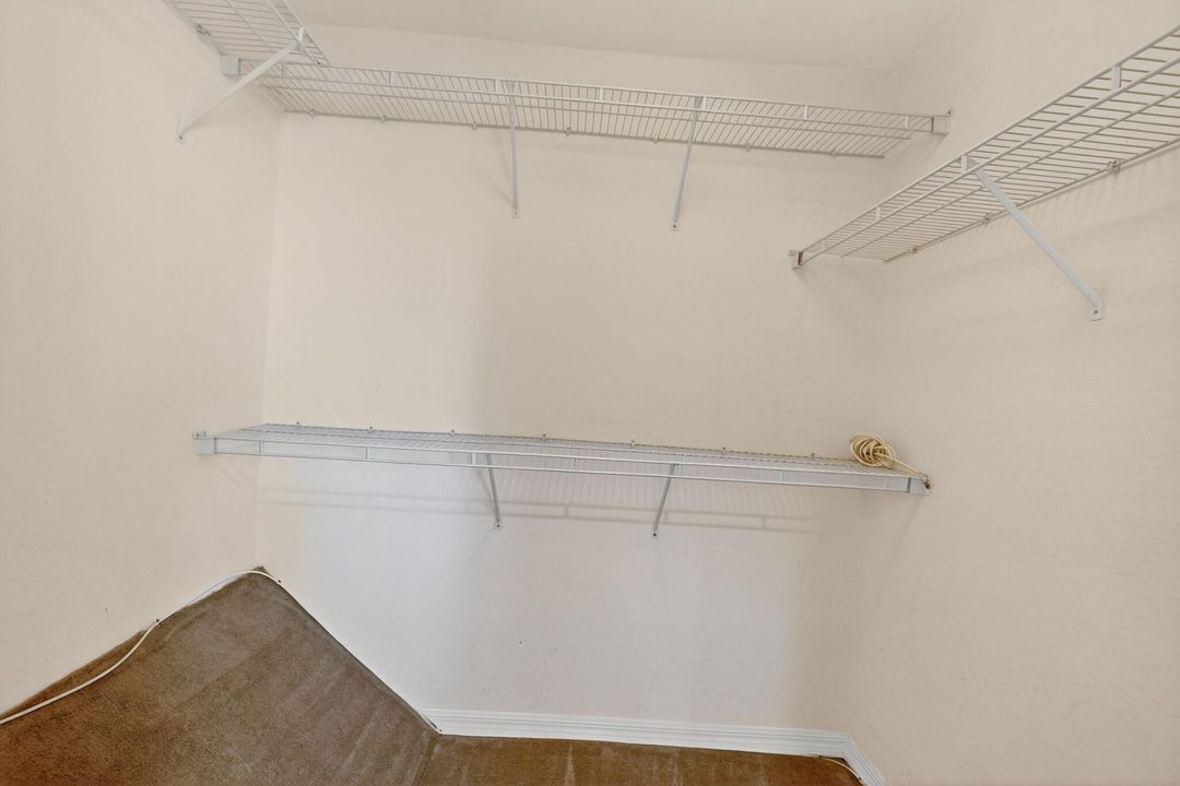 На продажу: $295,500 (3 спален, 2 ванн, 1490 Квадратных фут)