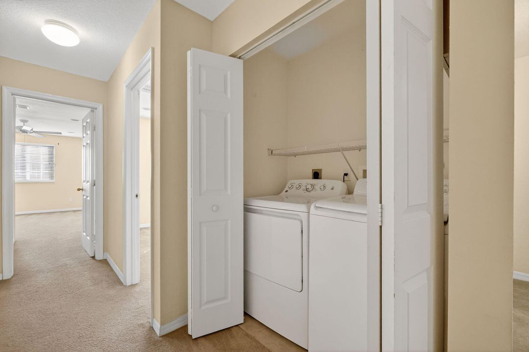 На продажу: $295,500 (3 спален, 2 ванн, 1490 Квадратных фут)