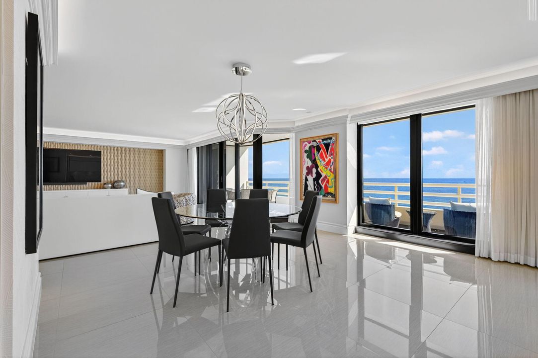 For Sale: $3,750,000 (3 beds, 3 baths, 2792 Square Feet)