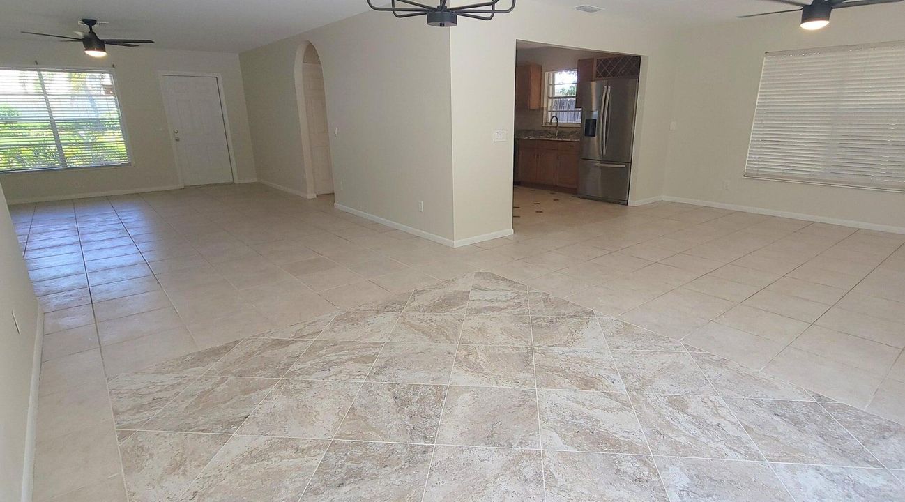 For Rent: $2,875 (3 beds, 2 baths, 1680 Square Feet)