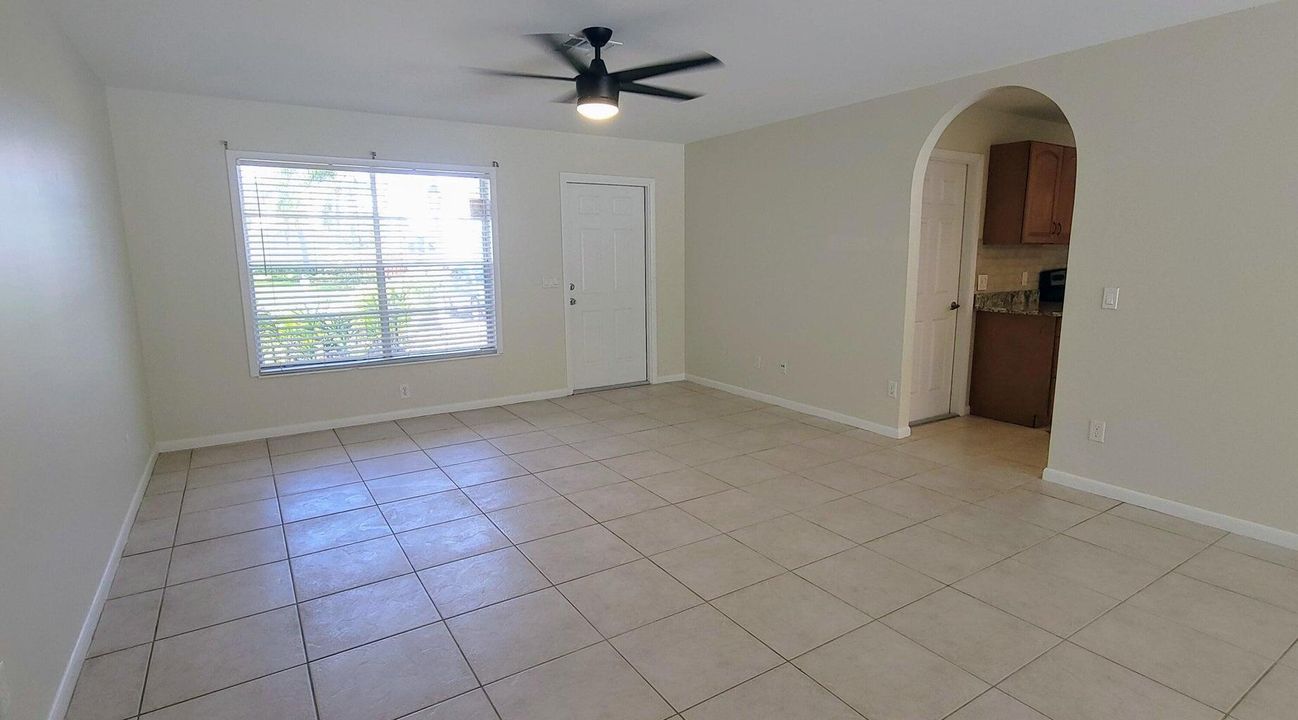 For Rent: $2,875 (3 beds, 2 baths, 1680 Square Feet)