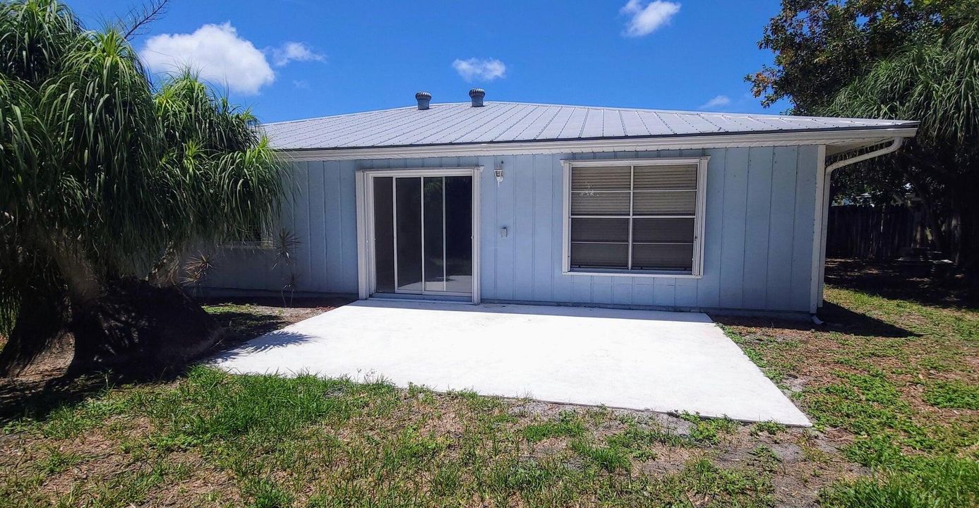 For Rent: $2,875 (3 beds, 2 baths, 1680 Square Feet)