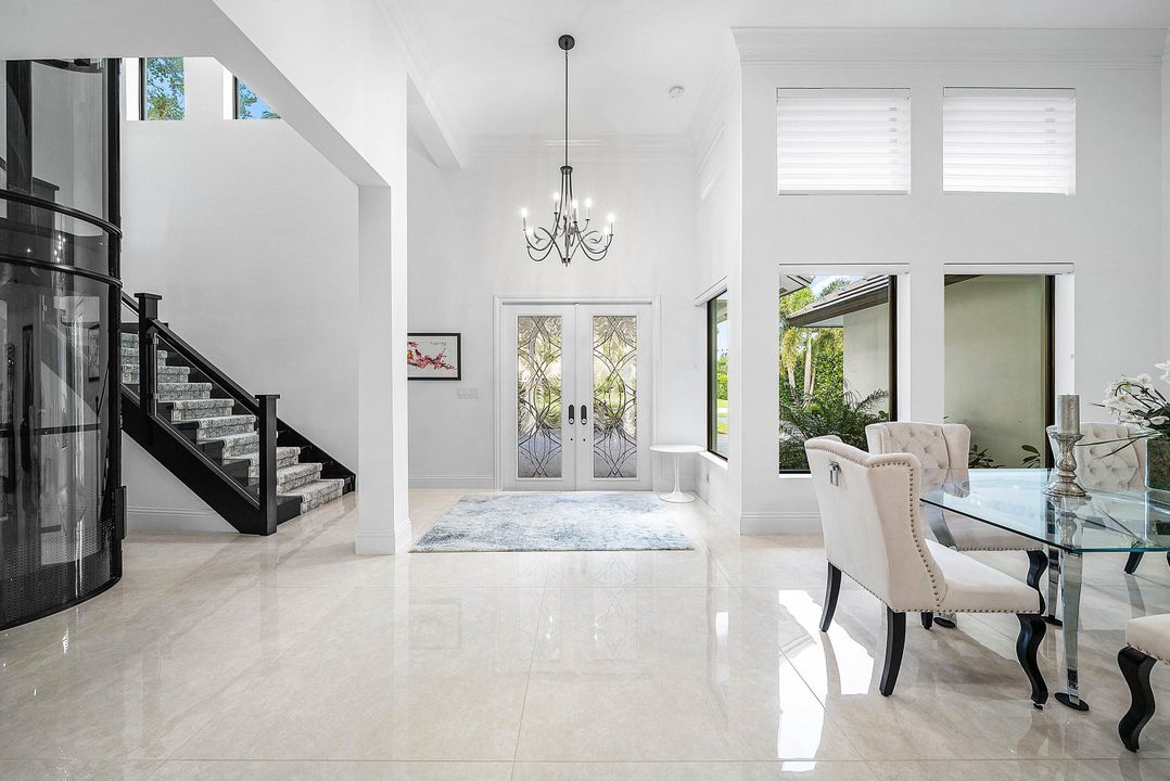 На продажу: $3,499,000 (3 спален, 3 ванн, 4737 Квадратных фут)