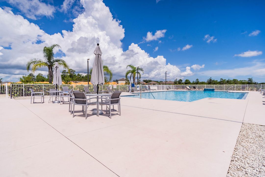 For Sale: $523,000 (4 beds, 2 baths, 1823 Square Feet)