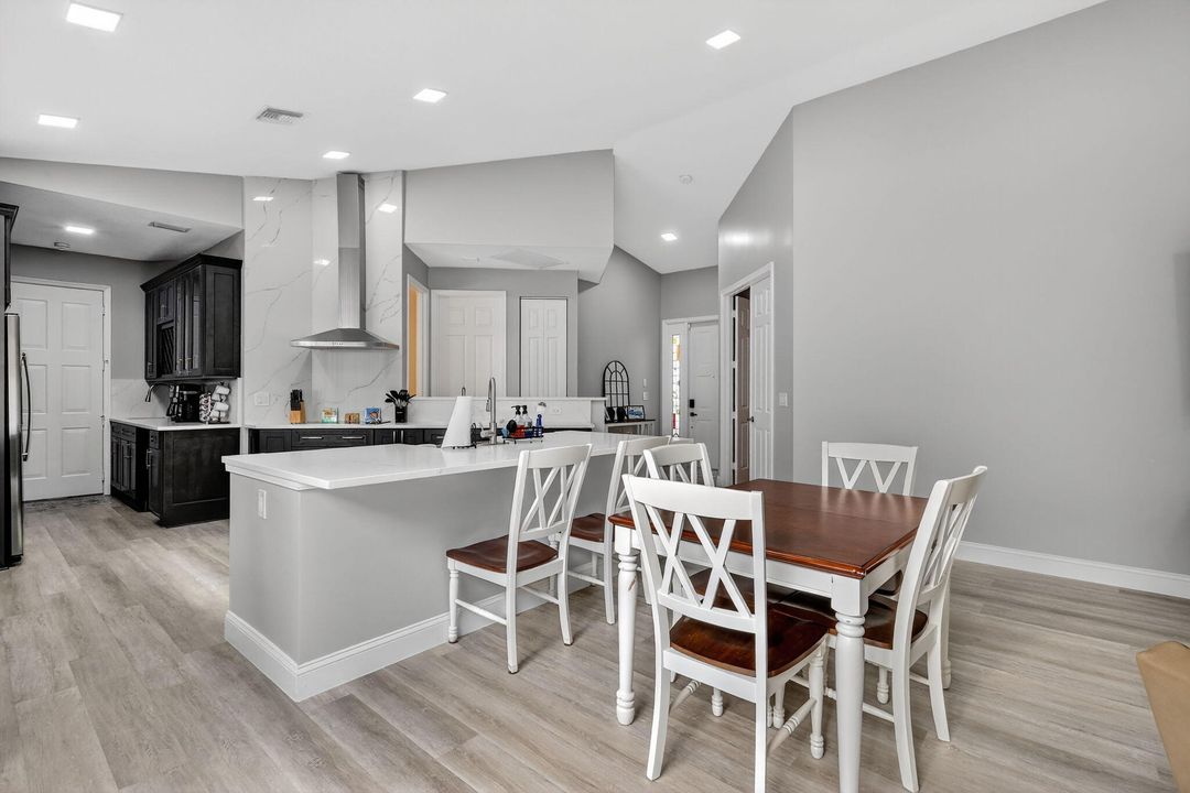 На продажу: $465,000 (3 спален, 2 ванн, 1599 Квадратных фут)