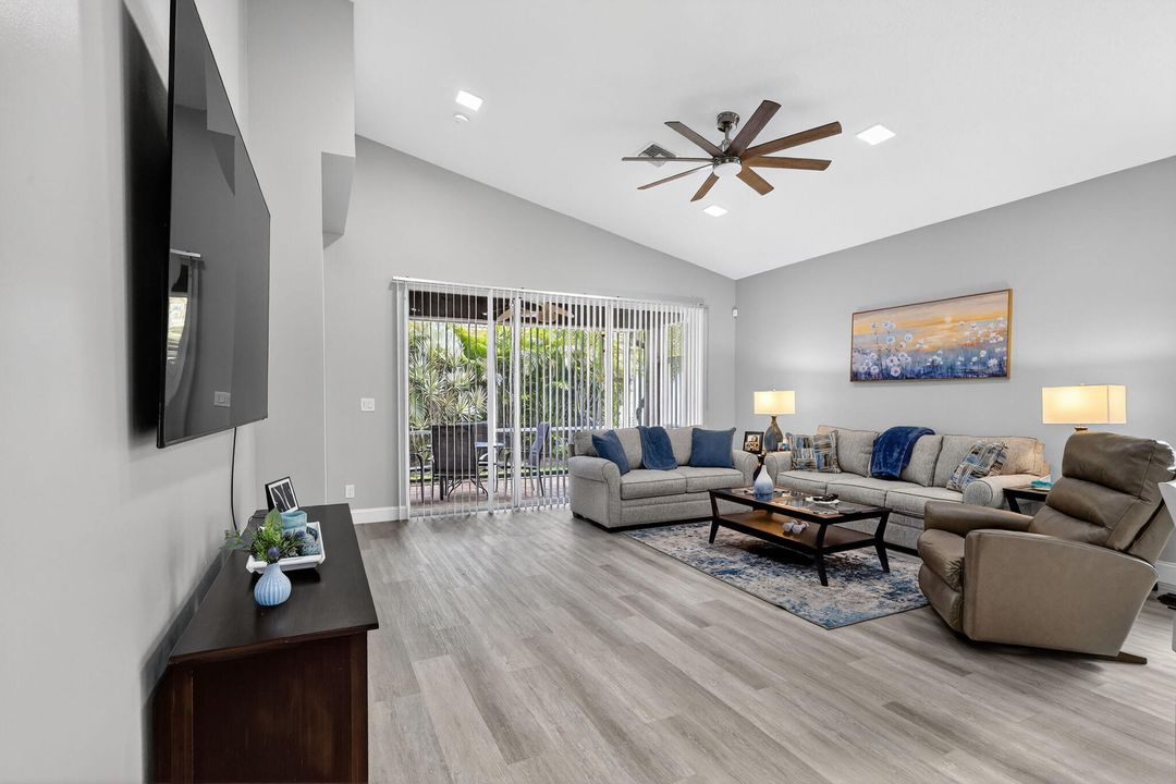 На продажу: $465,000 (3 спален, 2 ванн, 1599 Квадратных фут)