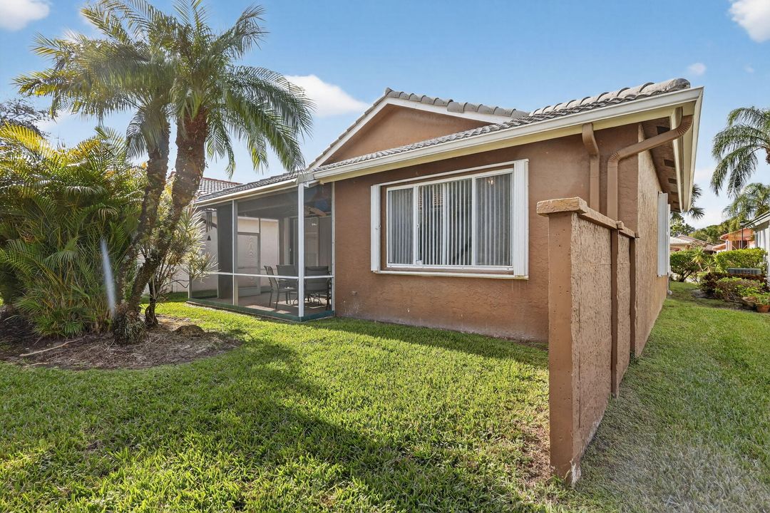 На продажу: $465,000 (3 спален, 2 ванн, 1599 Квадратных фут)