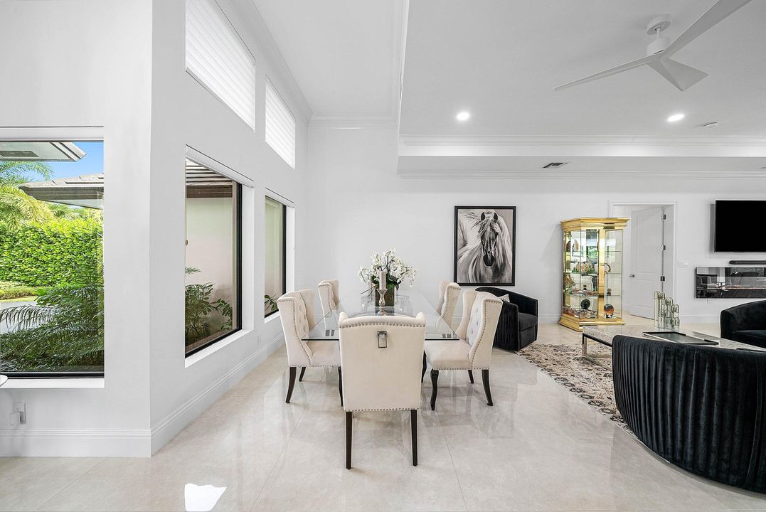 На продажу: $3,499,000 (3 спален, 3 ванн, 4737 Квадратных фут)