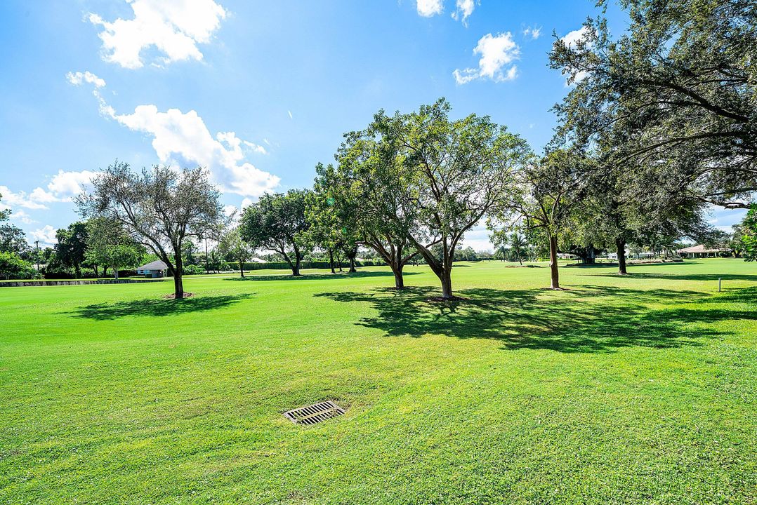 На продажу: $3,499,000 (3 спален, 3 ванн, 4737 Квадратных фут)