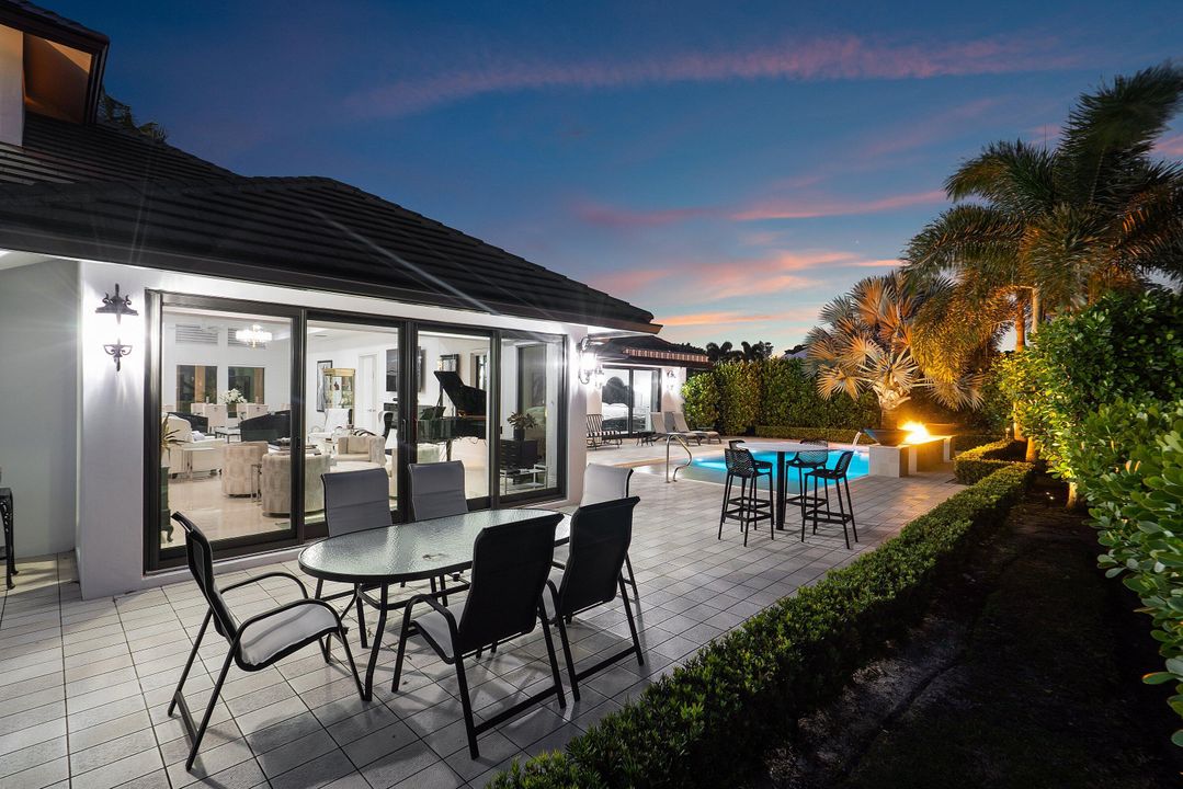 На продажу: $3,499,000 (3 спален, 3 ванн, 4737 Квадратных фут)