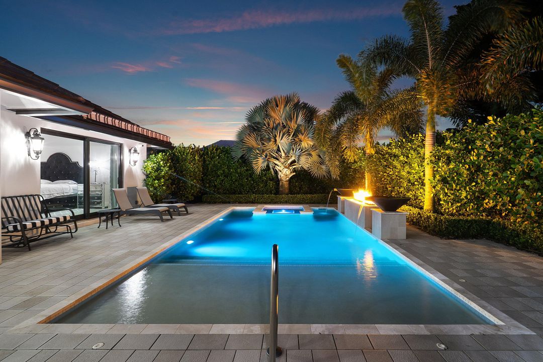 На продажу: $3,499,000 (3 спален, 3 ванн, 4737 Квадратных фут)