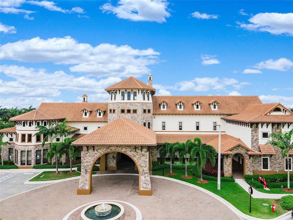 На продажу: $1,725,000 (5 спален, 5 ванн, 4032 Квадратных фут)