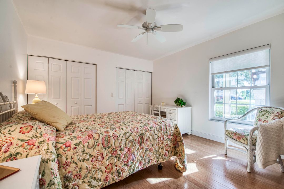 待售: $224,970 (2 贝兹, 2 浴室, 1251 平方英尺)