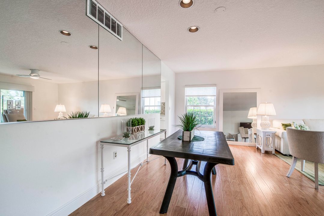 待售: $224,970 (2 贝兹, 2 浴室, 1251 平方英尺)