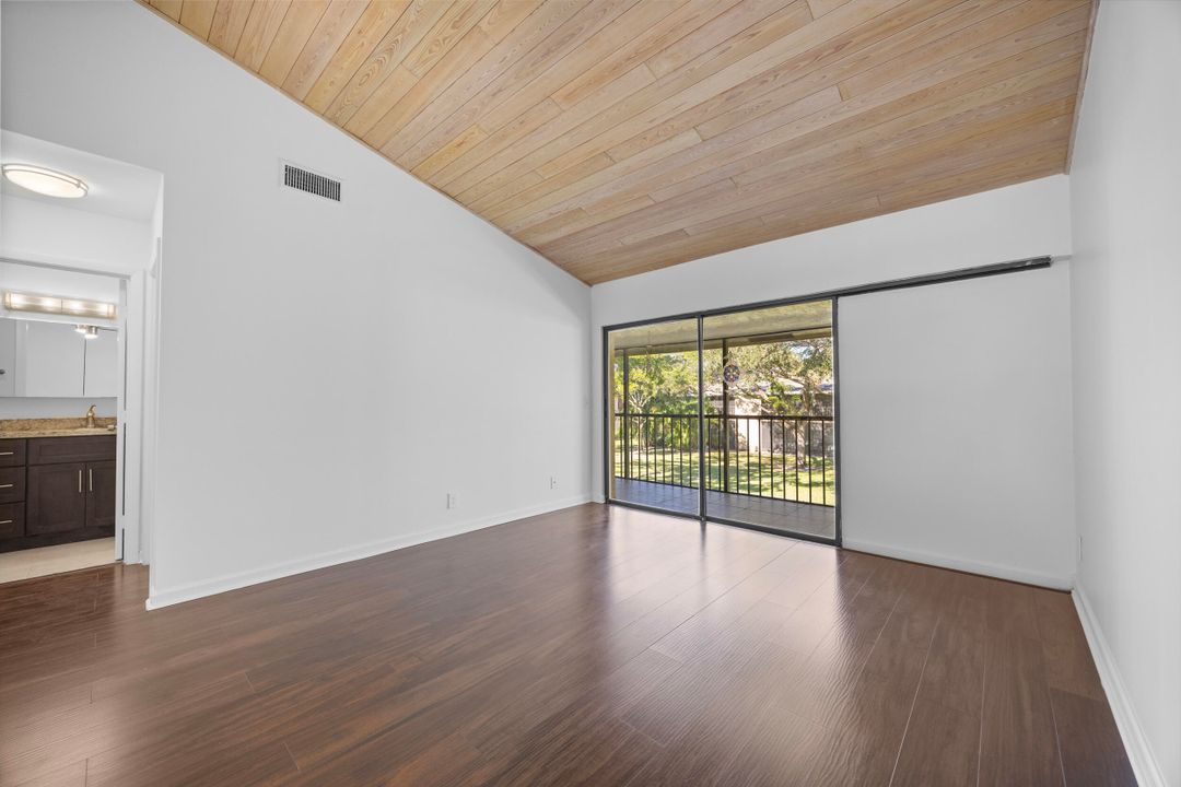 待售: $285,000 (2 贝兹, 2 浴室, 873 平方英尺)