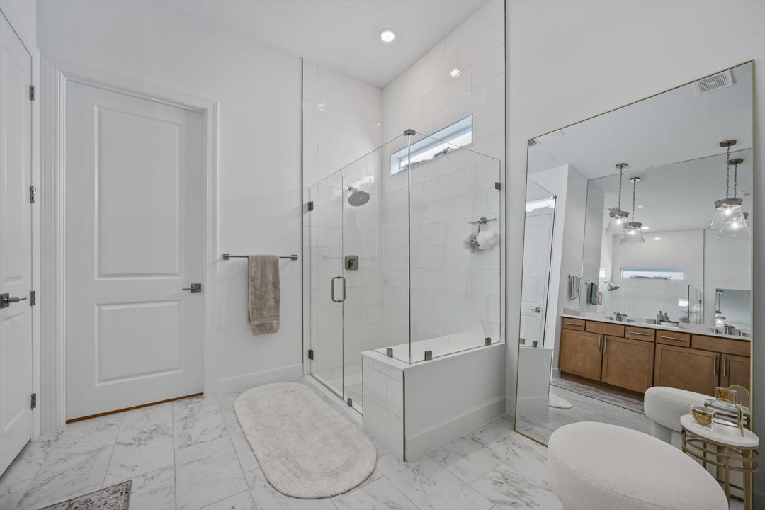 For Sale: $1,300,000 (3 beds, 2 baths, 2099 Square Feet)