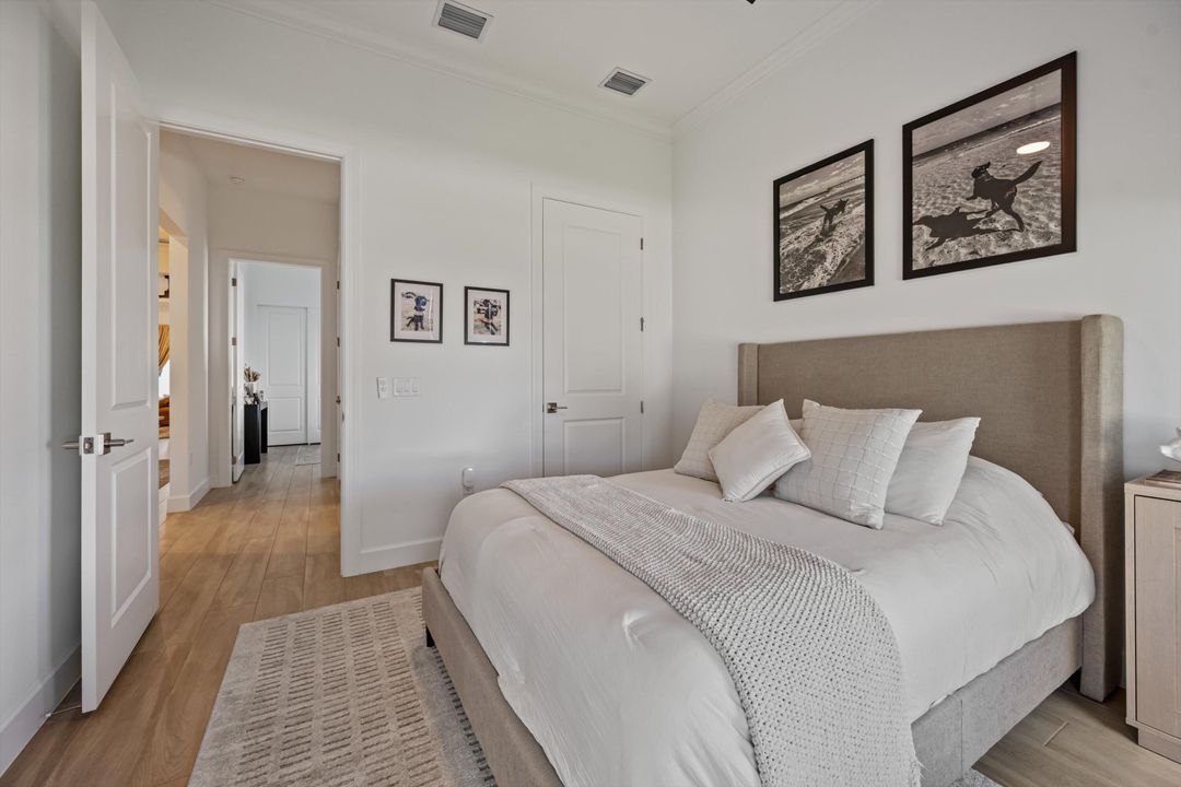 For Sale: $1,300,000 (3 beds, 2 baths, 2099 Square Feet)