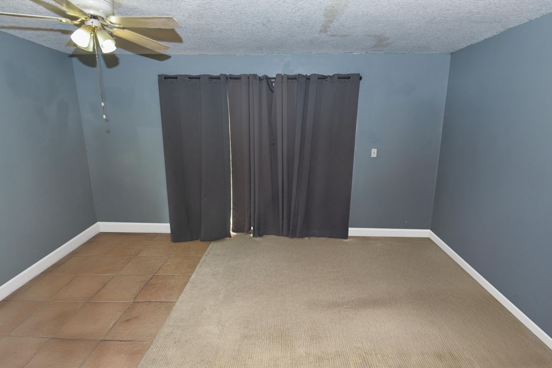 Activo con contrato: $225,000 (2 camas, 2 baños, 1208 Pies cuadrados)