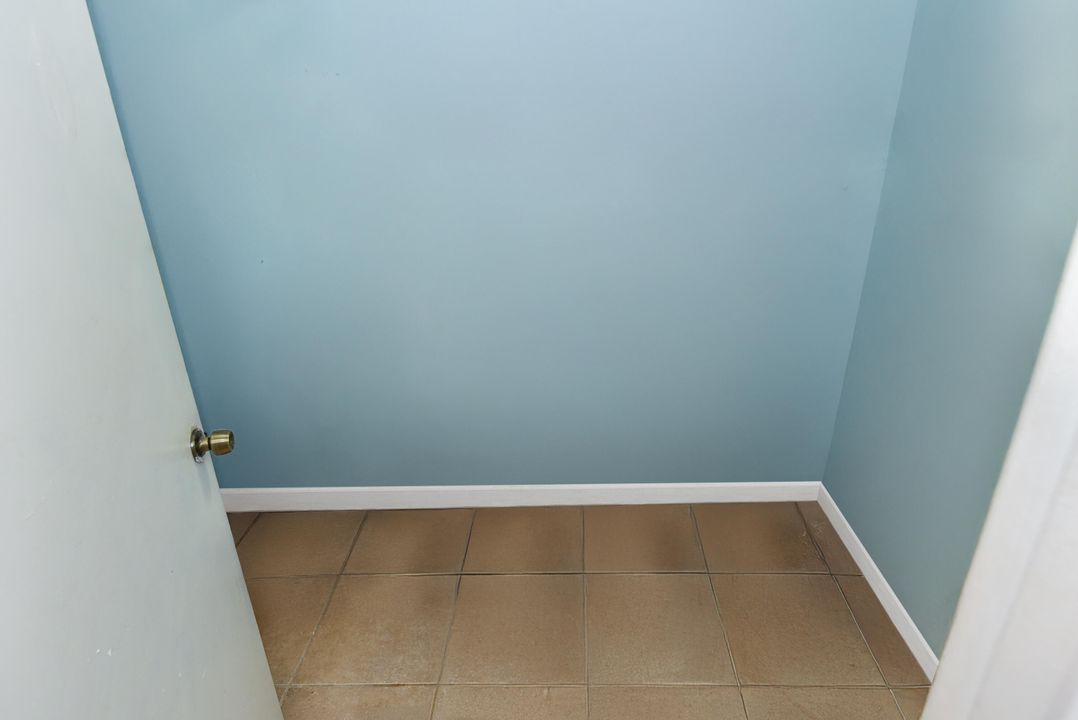 Activo con contrato: $225,000 (2 camas, 2 baños, 1208 Pies cuadrados)