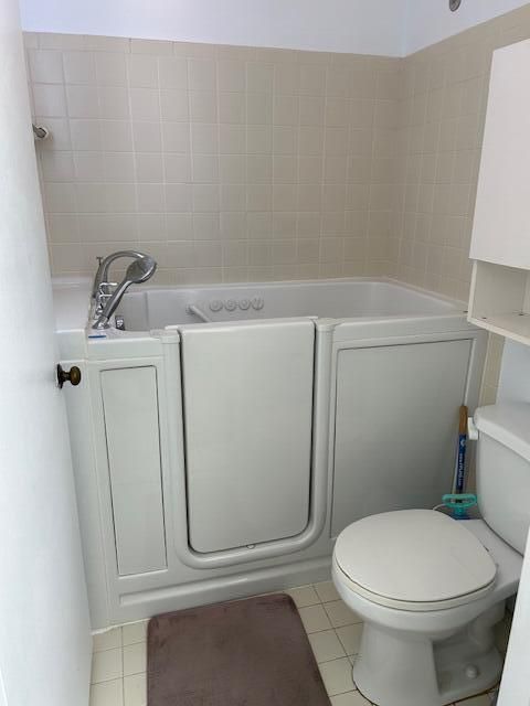 На продажу: $174,900 (2 спален, 2 ванн, 1009 Квадратных фут)