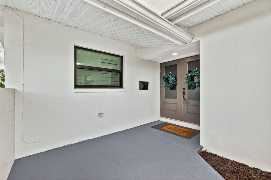 For Sale: $695,000 (3 beds, 2 baths, 1601 Square Feet)