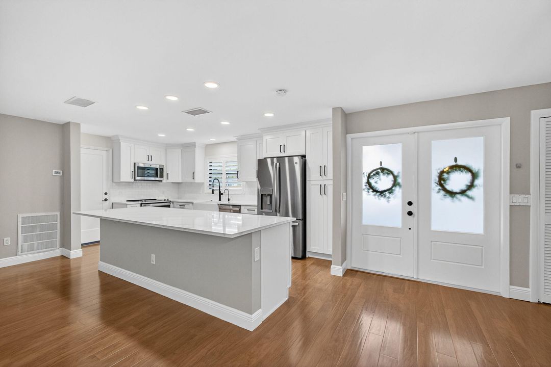 For Sale: $695,000 (3 beds, 2 baths, 1601 Square Feet)