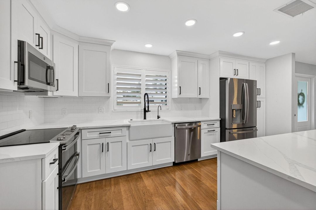 For Sale: $695,000 (3 beds, 2 baths, 1601 Square Feet)