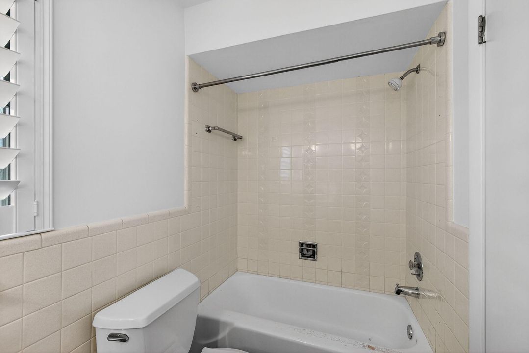 For Sale: $695,000 (3 beds, 2 baths, 1601 Square Feet)