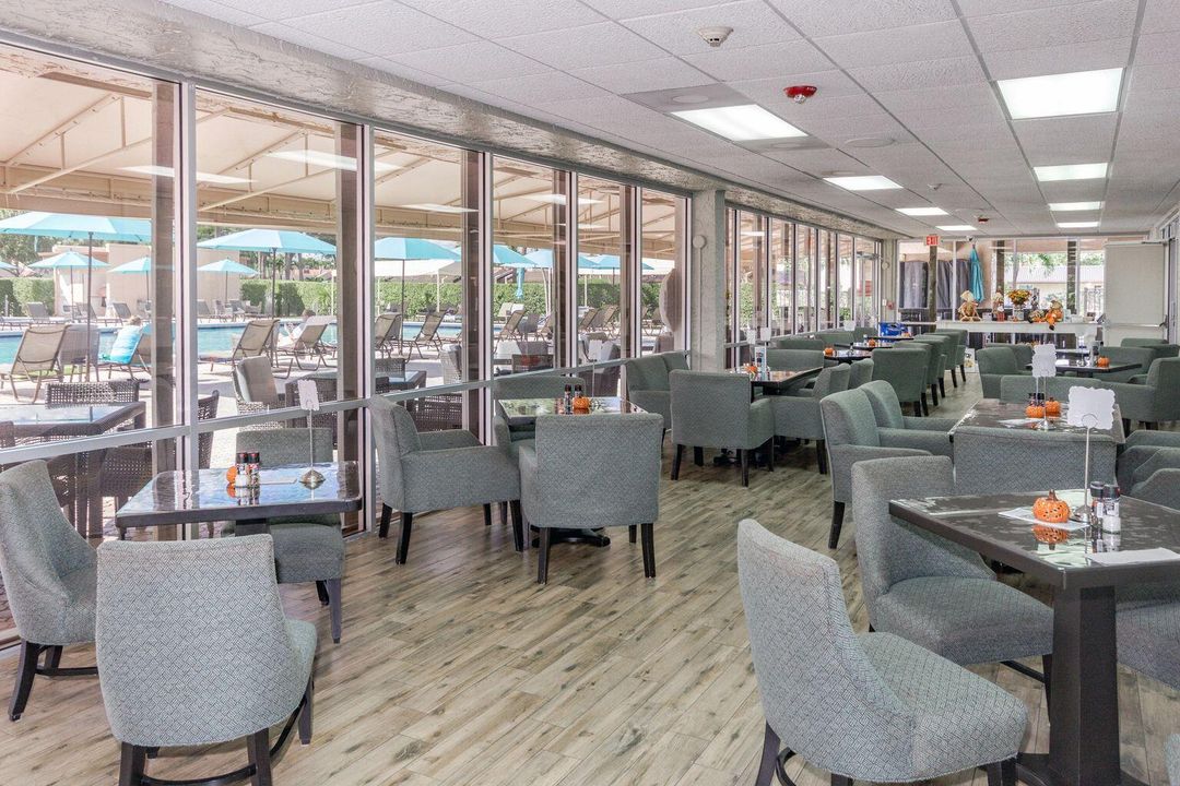 На продажу: $174,900 (2 спален, 2 ванн, 1009 Квадратных фут)