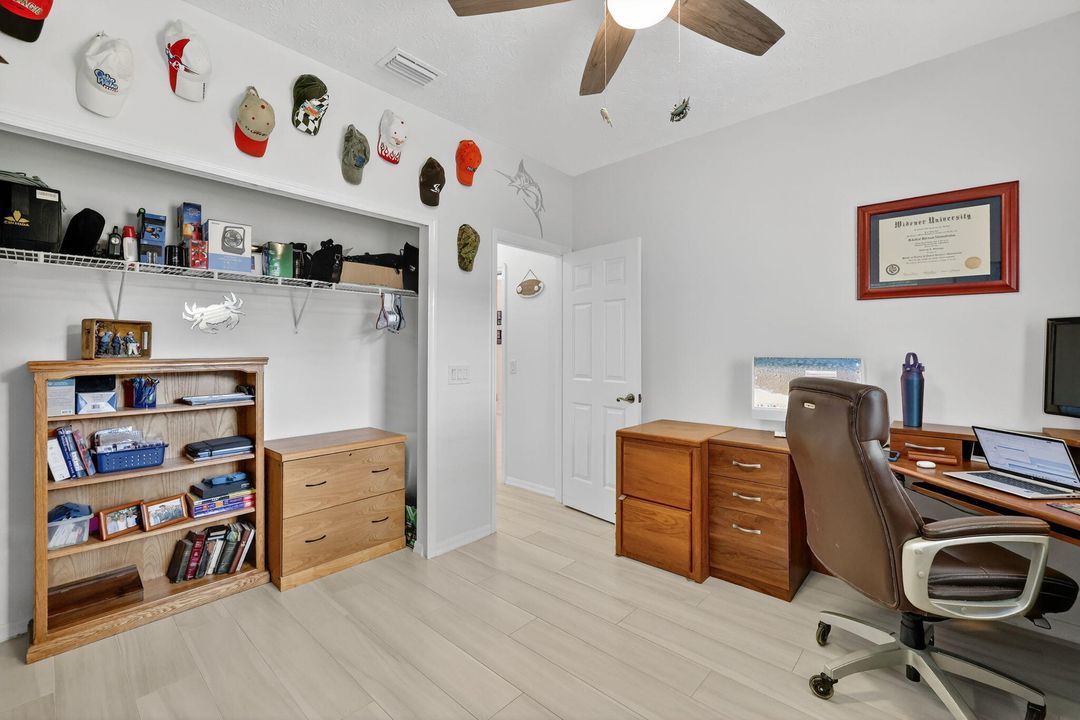 На продажу: $524,900 (3 спален, 2 ванн, 1993 Квадратных фут)