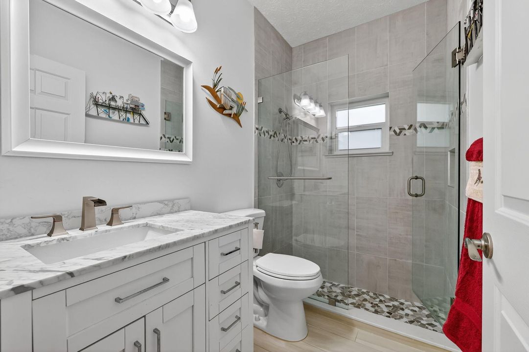 На продажу: $524,900 (3 спален, 2 ванн, 1993 Квадратных фут)