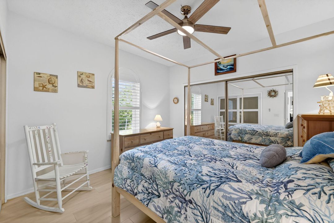 На продажу: $524,900 (3 спален, 2 ванн, 1993 Квадратных фут)