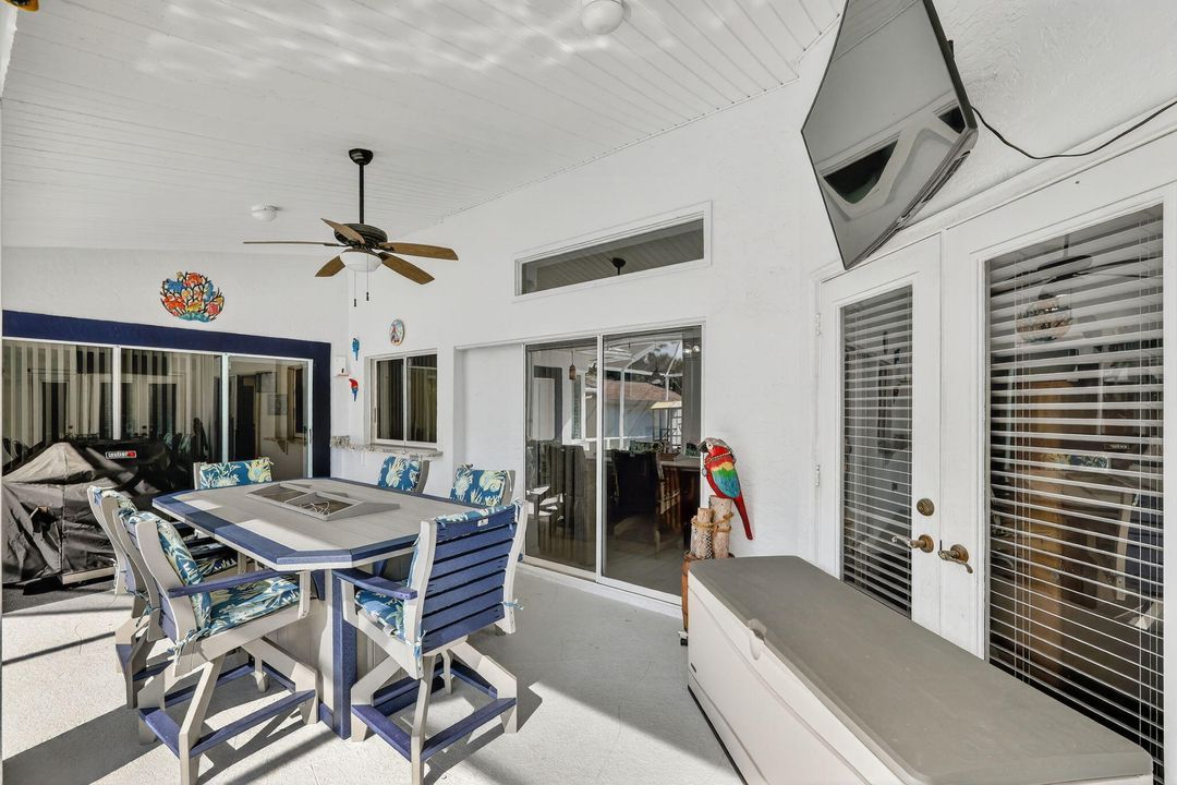 На продажу: $524,900 (3 спален, 2 ванн, 1993 Квадратных фут)