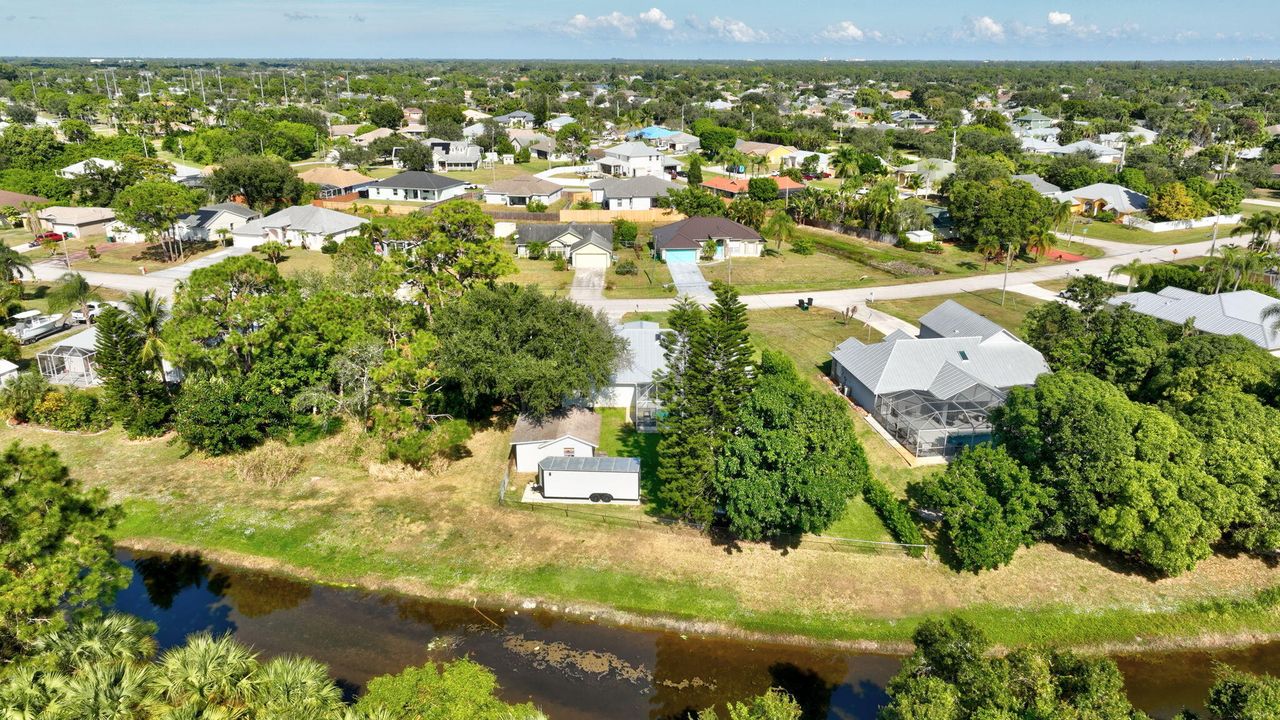 На продажу: $524,900 (3 спален, 2 ванн, 1993 Квадратных фут)