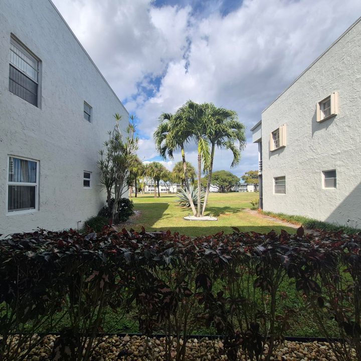 На продажу: $139,000 (1 спален, 1 ванн, 760 Квадратных фут)