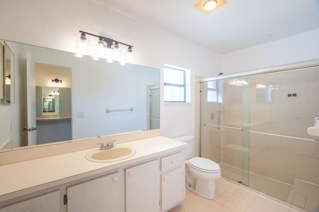 Под контрактом: $3,400 (3 спален, 2 ванн, 1729 Квадратных фут)