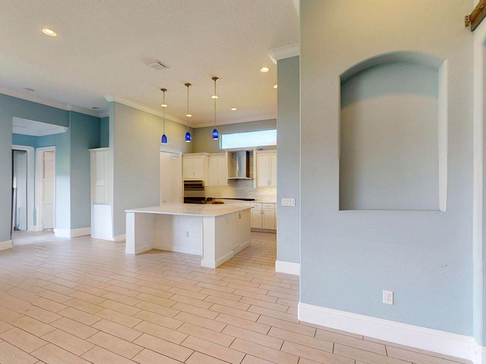 For Sale: $1,050,000 (4 beds, 3 baths, 3498 Square Feet)